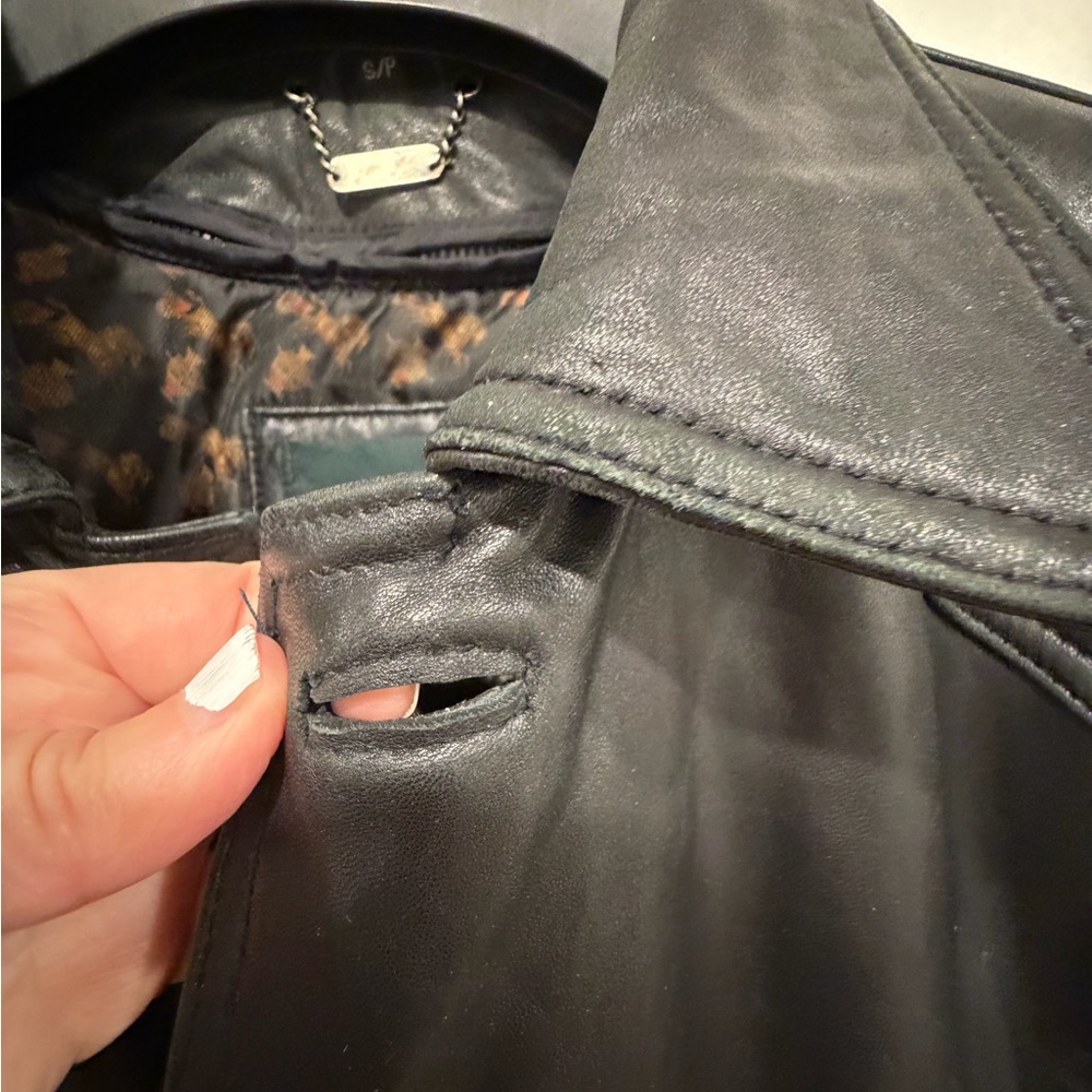 Danier Black Leather 3/4 Length Winter Jacket - Picture 4 of 12